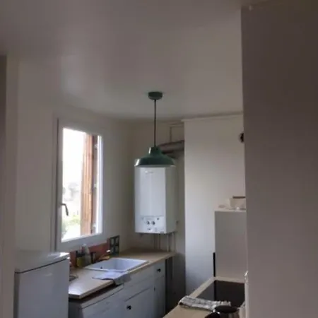 Beau 3 Pieces Refait A Neuf A Montreuil *